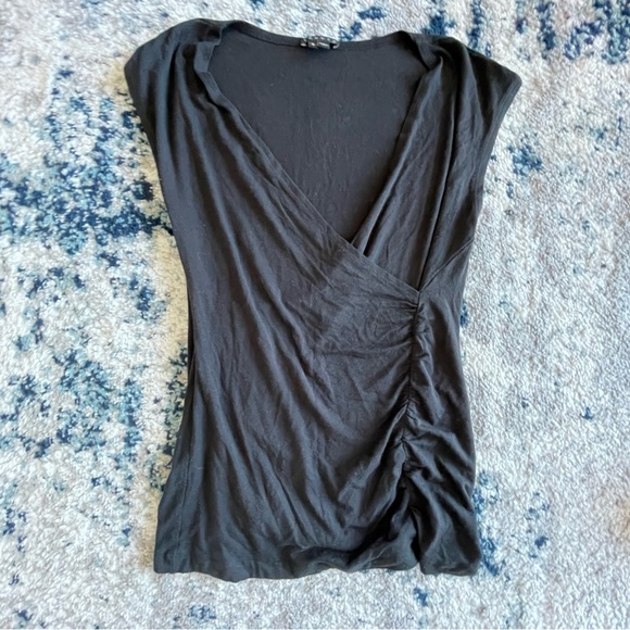 Theory top - Picture 1 of 3